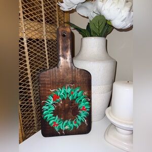 Holiday Wreath Wooden Cutting Board